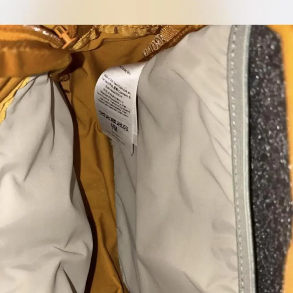 Fjallraven Vardag Ochre backpack mini size